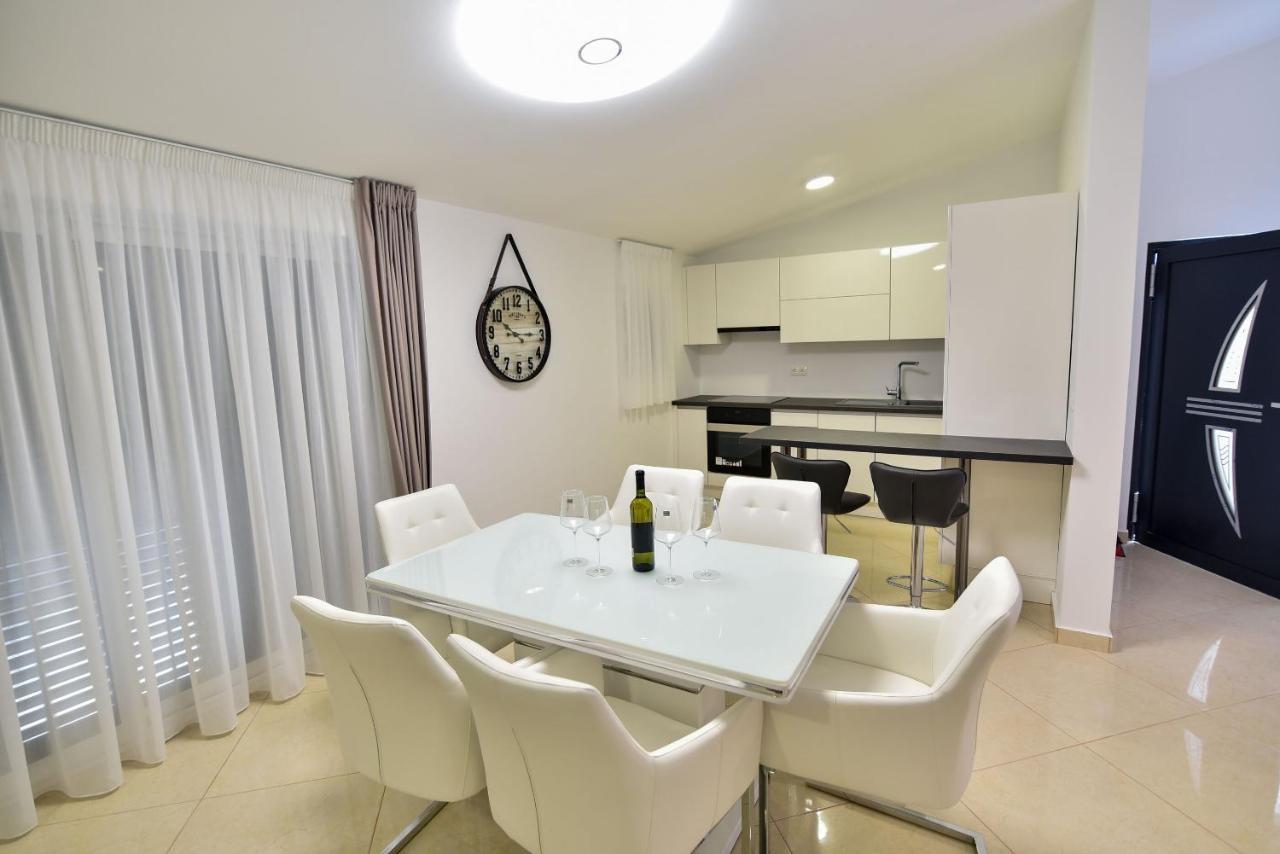 ויר Apartments Sana 2 מראה חיצוני תמונה